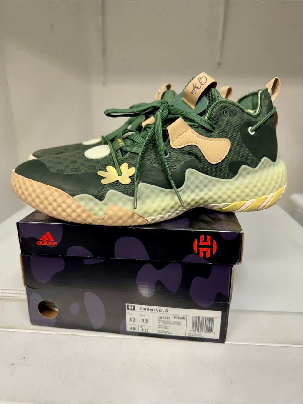 Adidas Harden Vol. 6 Green Oxide Boost Mens Basketball Shoes - Size 12